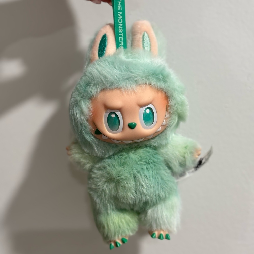 Labubu Big Into Energy Serenity